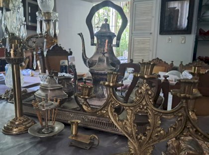 Antiguidades no Bazar -Exclusivo