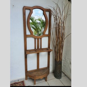 Chapeleiro com Marchetaria - Choça 