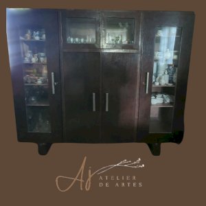 LIVREIRO OU LOUCEIRO* Tipo estante, com portas e vidro