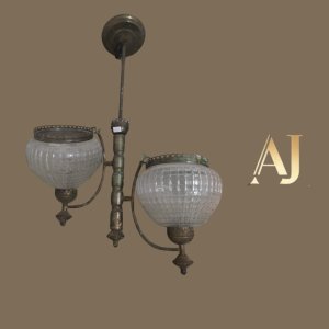 Arandela com 2 cupulas