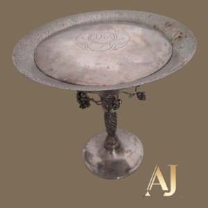 Fruteira ou cálice para hostia 