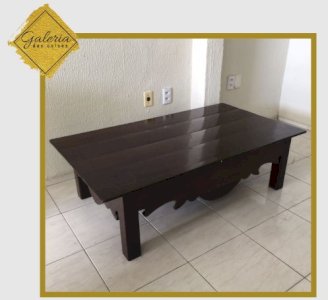 Mesa de Centro em madeira de lei maciça