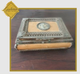 Porta Joias de madeira com 