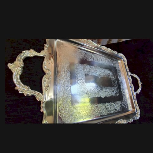 Bandeja com desenhos banhada a prata Ref 030