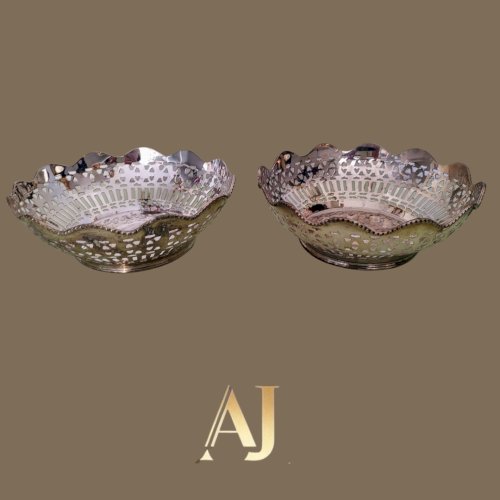 Duas cestasx com banho de prata