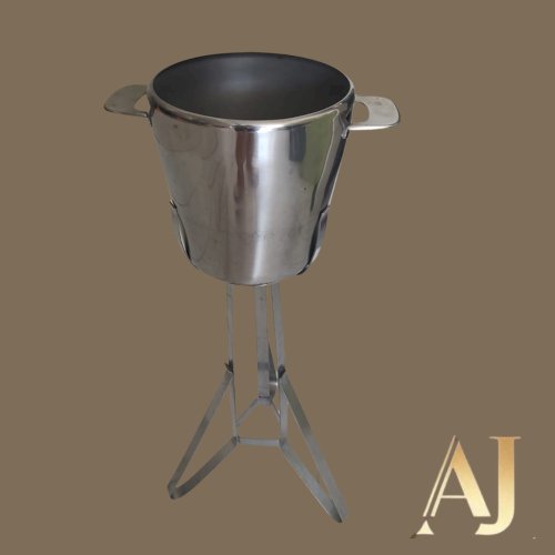 Balde inox com pé (altura 70cm x diâmetro 30cm) 