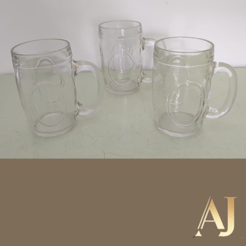 3 canecas de vidro 