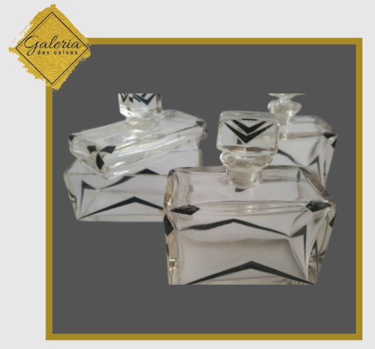 Perfumeiros com  porta joias